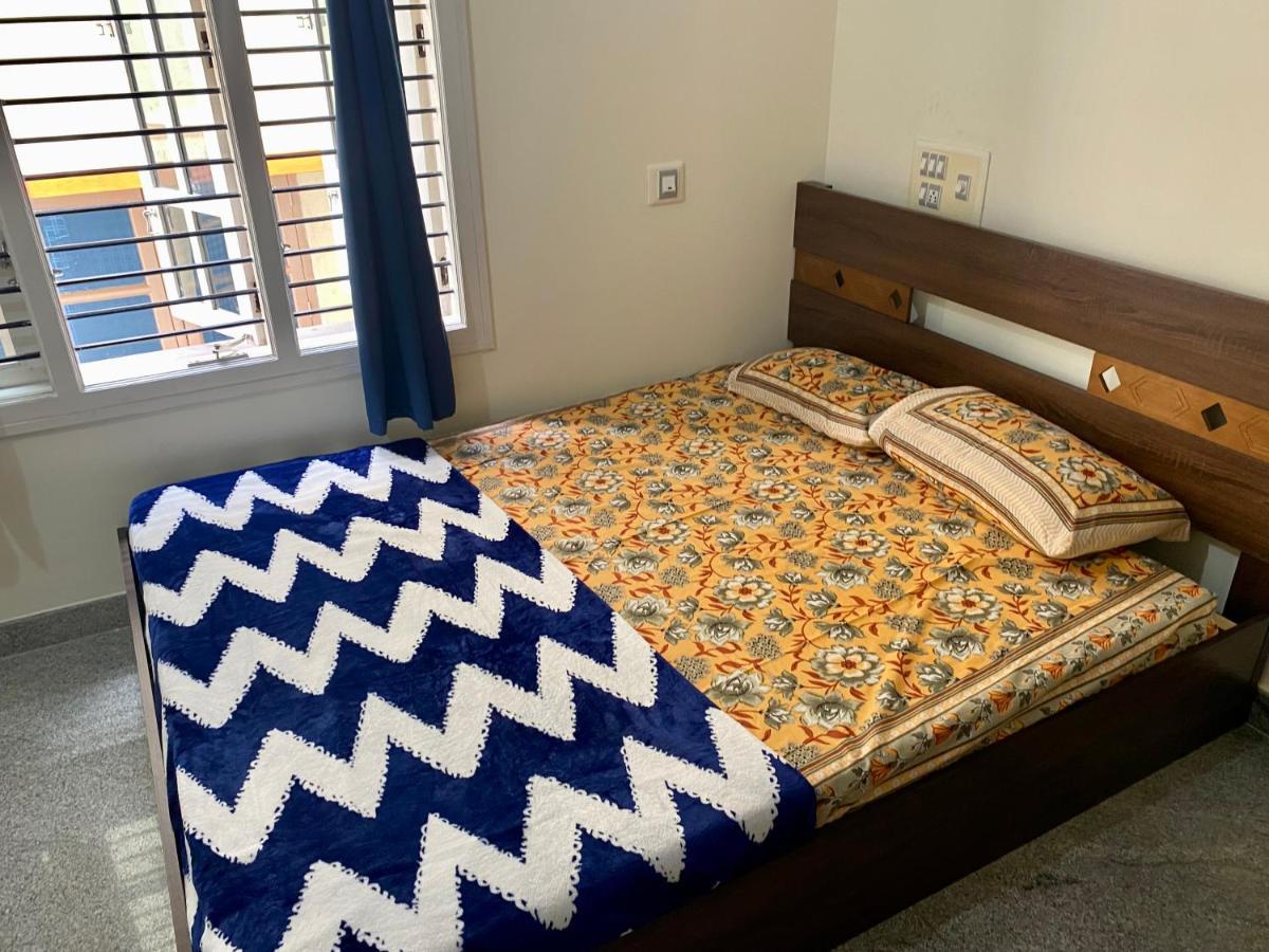 Spacious 2Bhk For Upto 12 Guests , Best For Families & Groups Mysore Eksteriør bilde