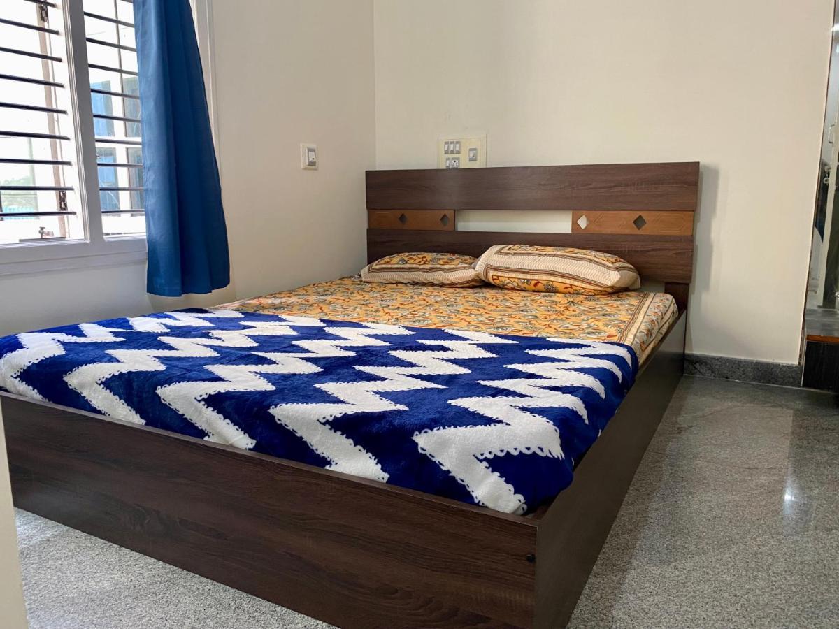 Spacious 2Bhk For Upto 12 Guests , Best For Families & Groups Mysore Eksteriør bilde